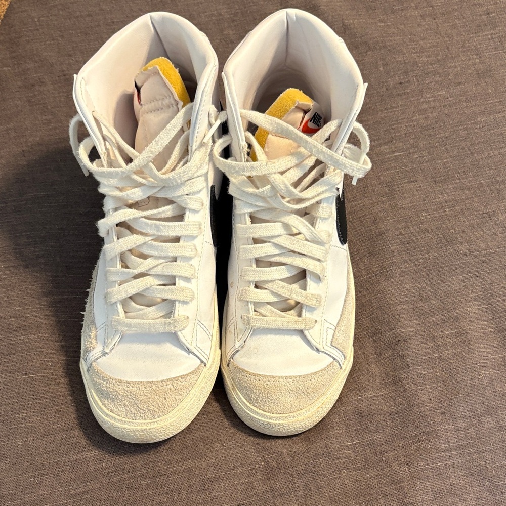 Women’s nike blazers